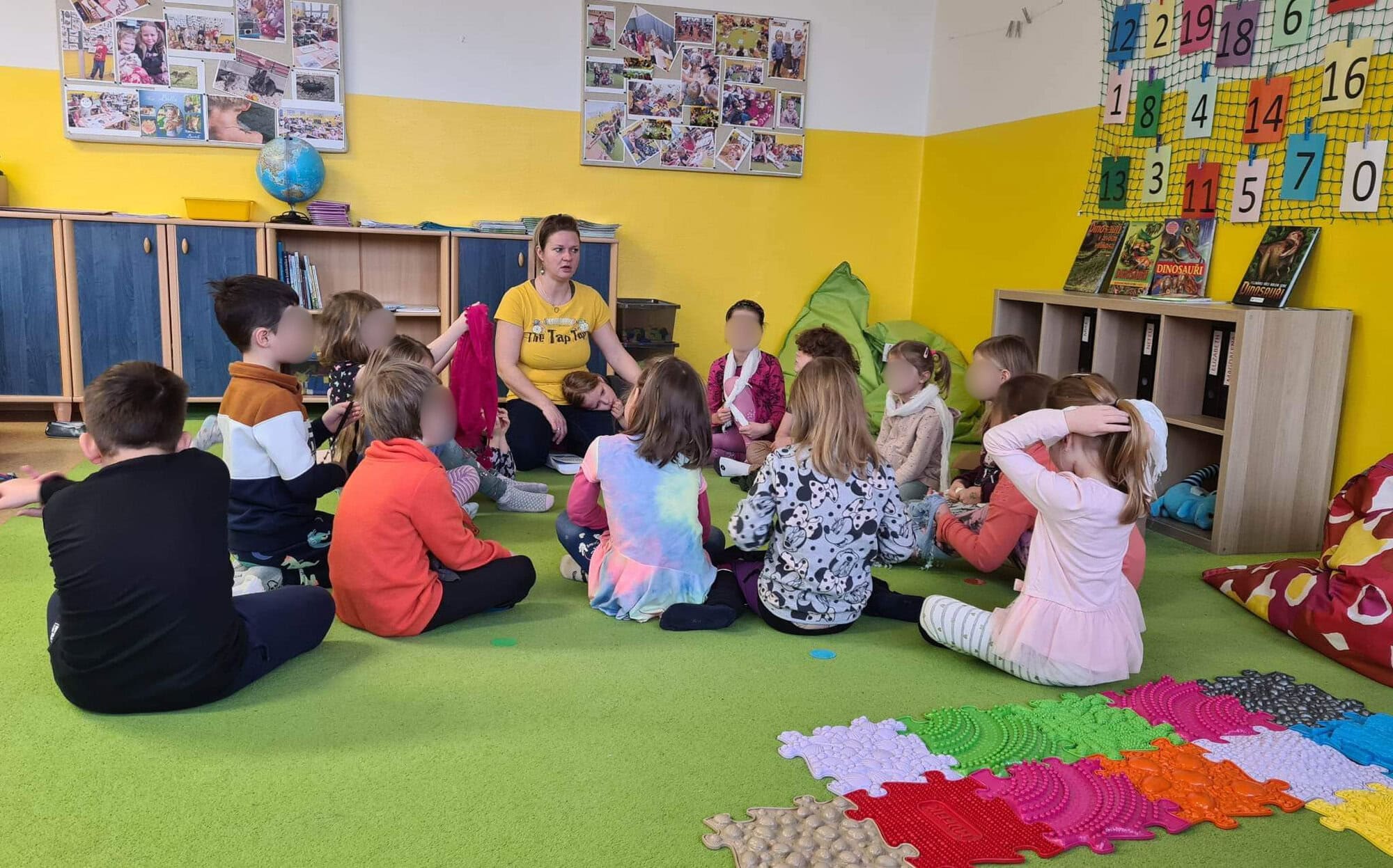 Fotky z kurzů fyzio cvičení a funkčního dechu pro děti - vedené Annou Juzkovou